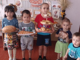 День хлеба День хлеба.